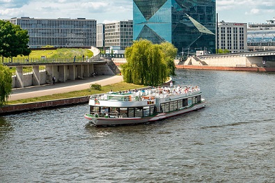 Unter den Brücken von Berlin